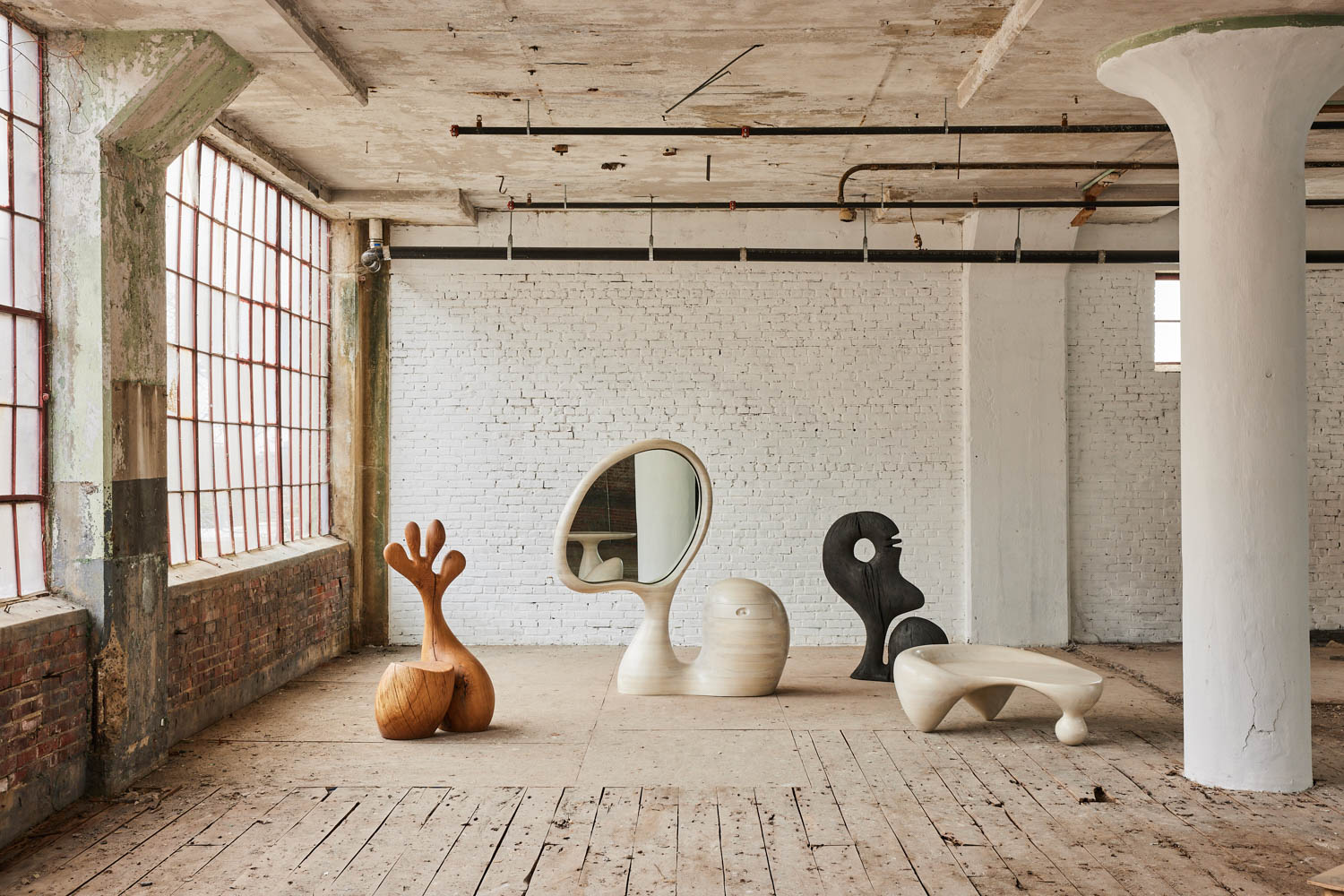 大森林集合包括Arm工具库、不可分离楼面镜像库、青年误差雕塑库和一一咖啡表库