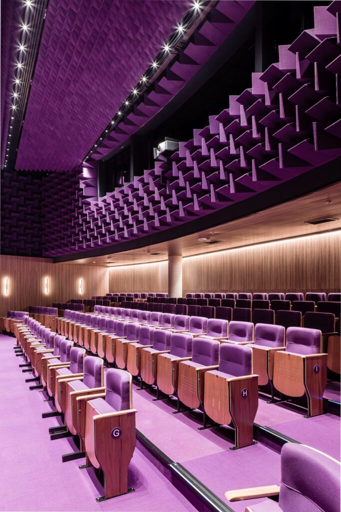 剧院多生封座由Itamarati特征Jequitib