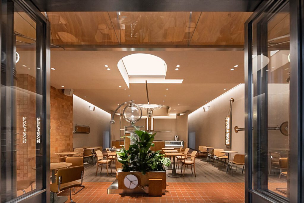 墙刷补家具和照明