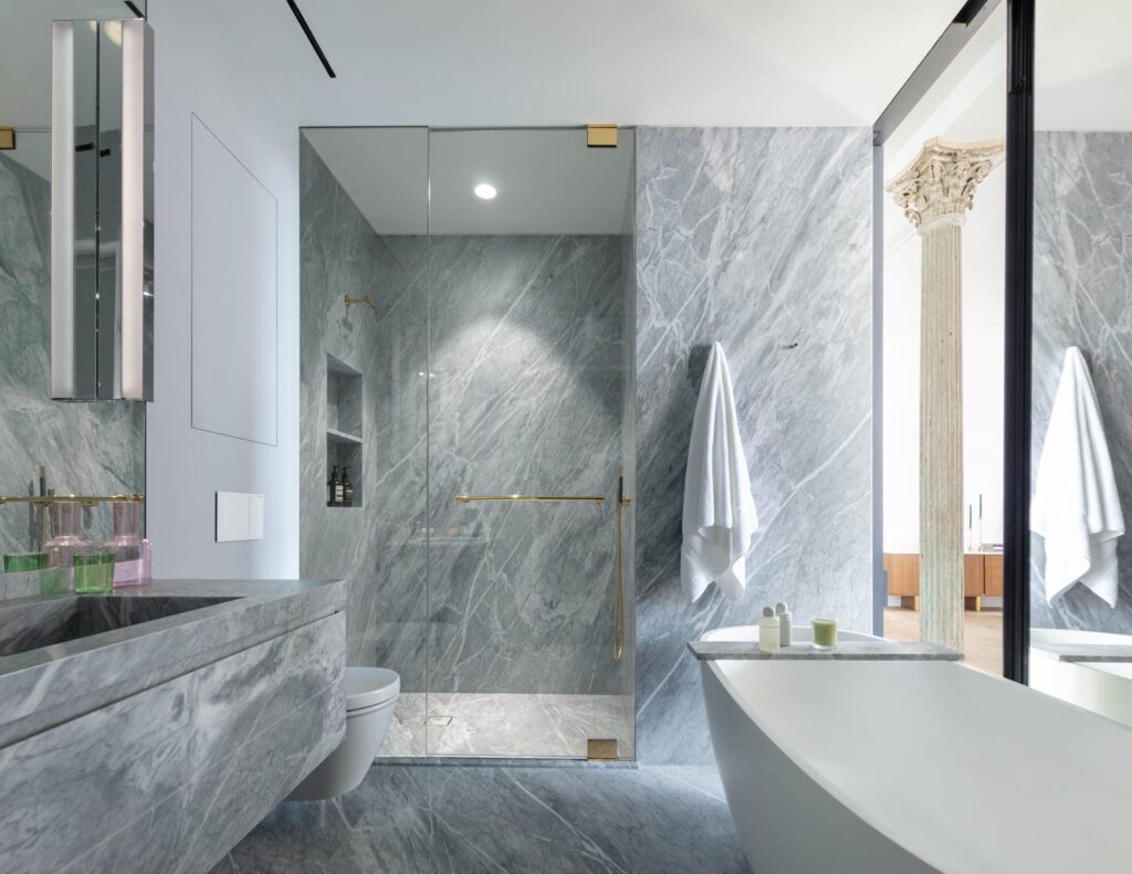 大理石池式卫生间