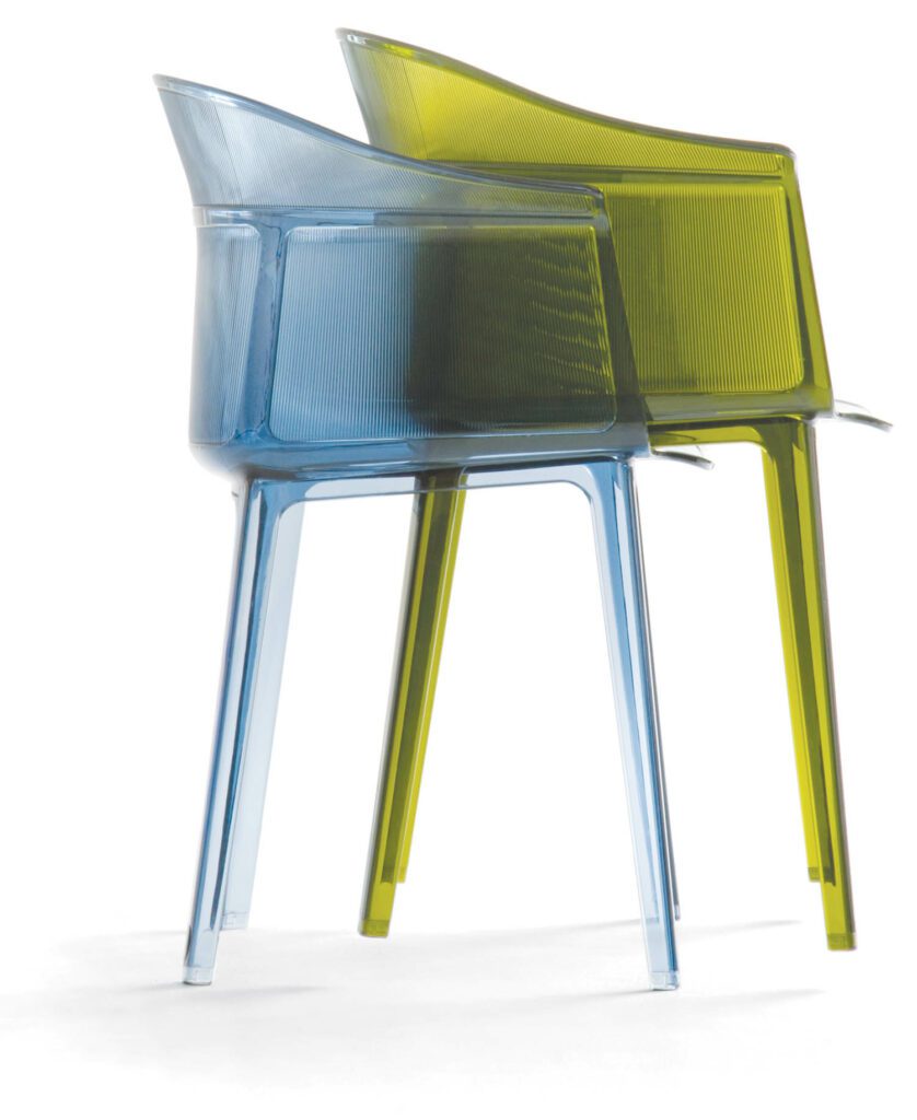 绿蓝半透明轮椅