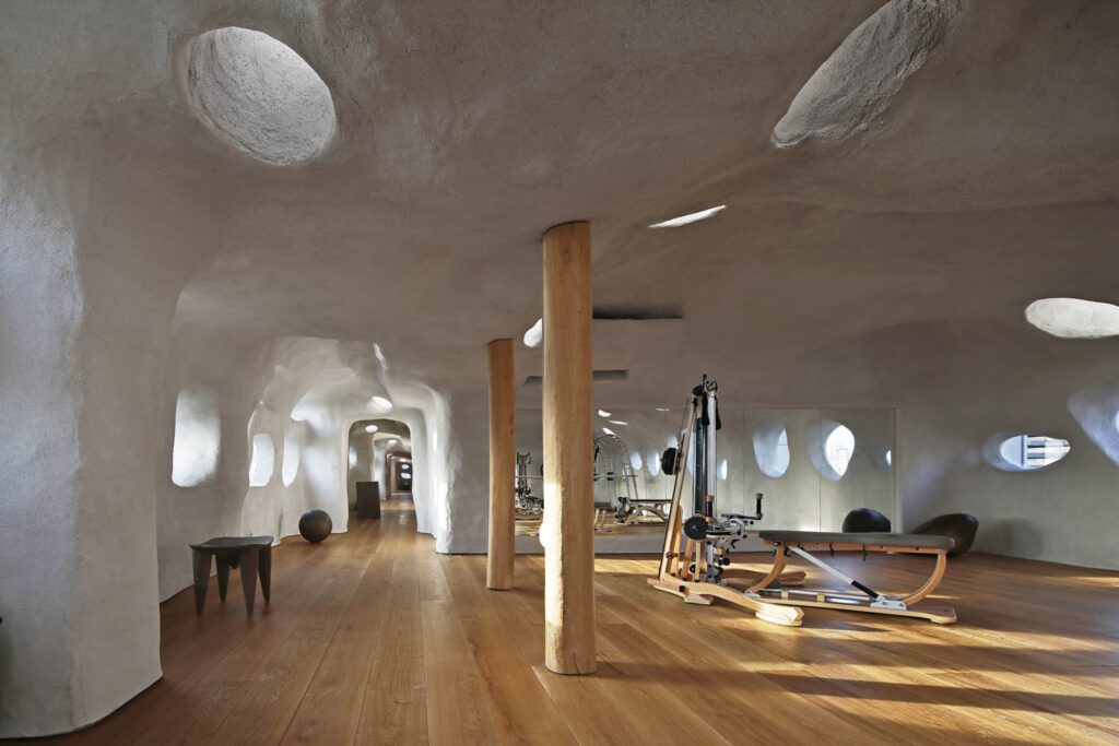 wood-clad列创建后,将消防带隐藏到另一课堂上,该课堂装配有回波法机