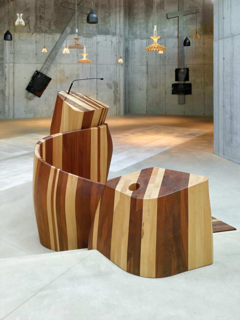 ech-veneer嵌套由BenedettaTagliabue挂起