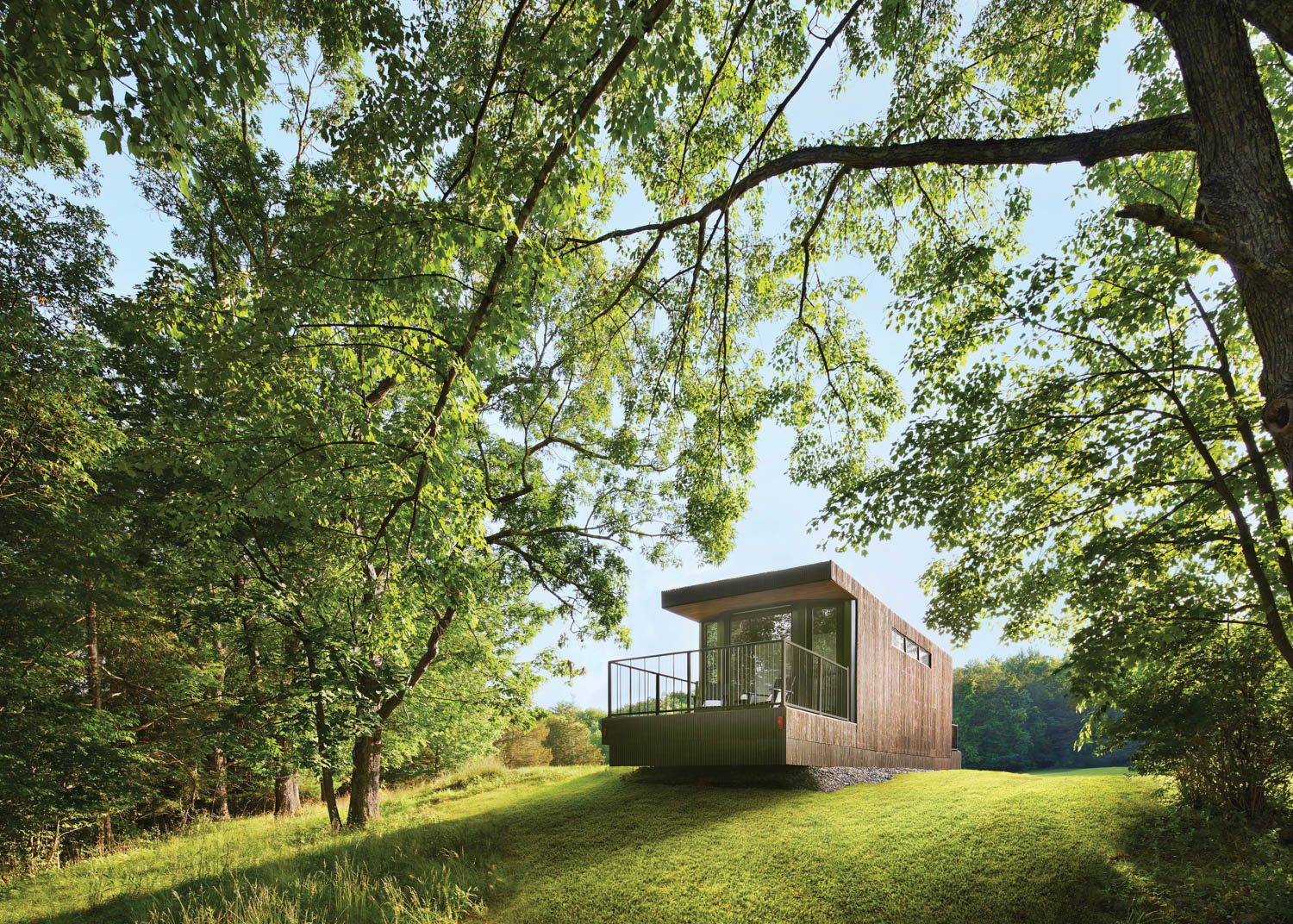 单片45尺长,两层加120平方英尺户外生活空间