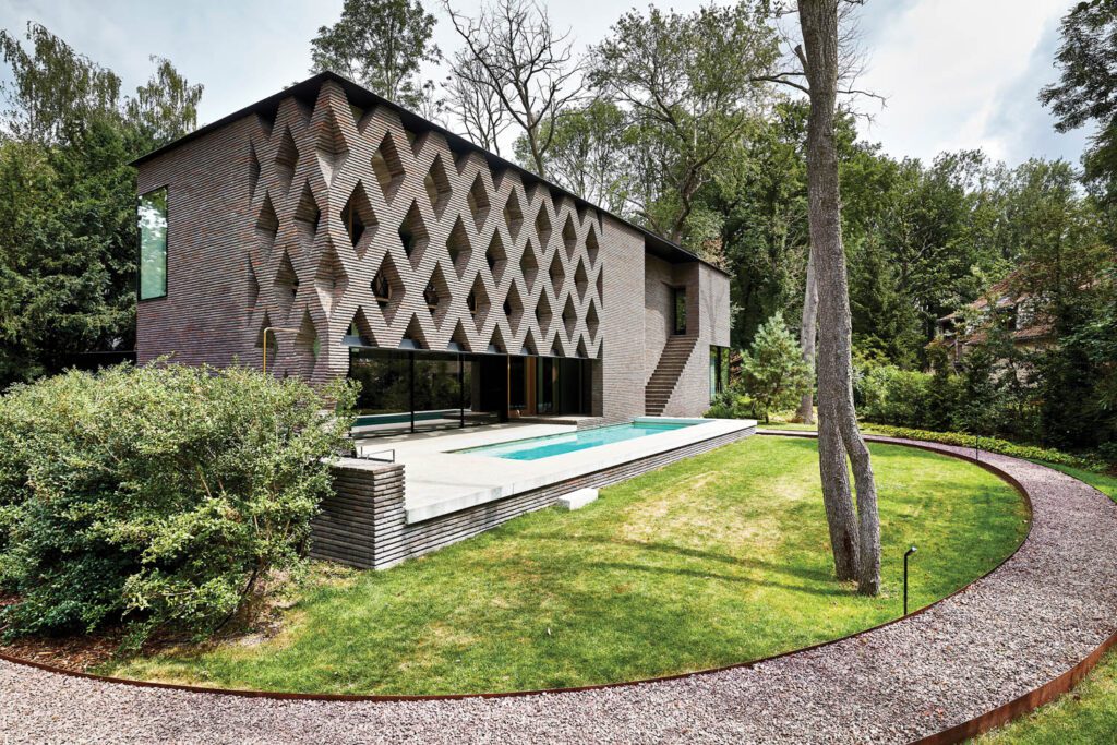 砖板组成brise-sole