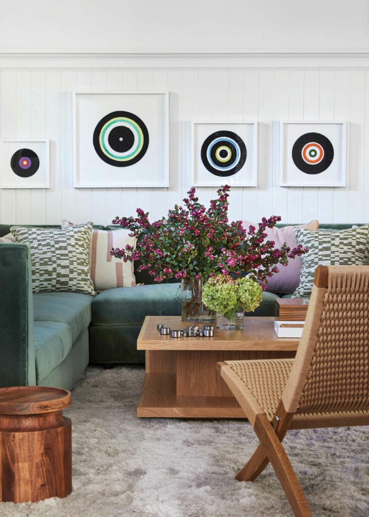 hugo Guinness的Wobbly记录系列装饰游戏室贴近底层家庭室