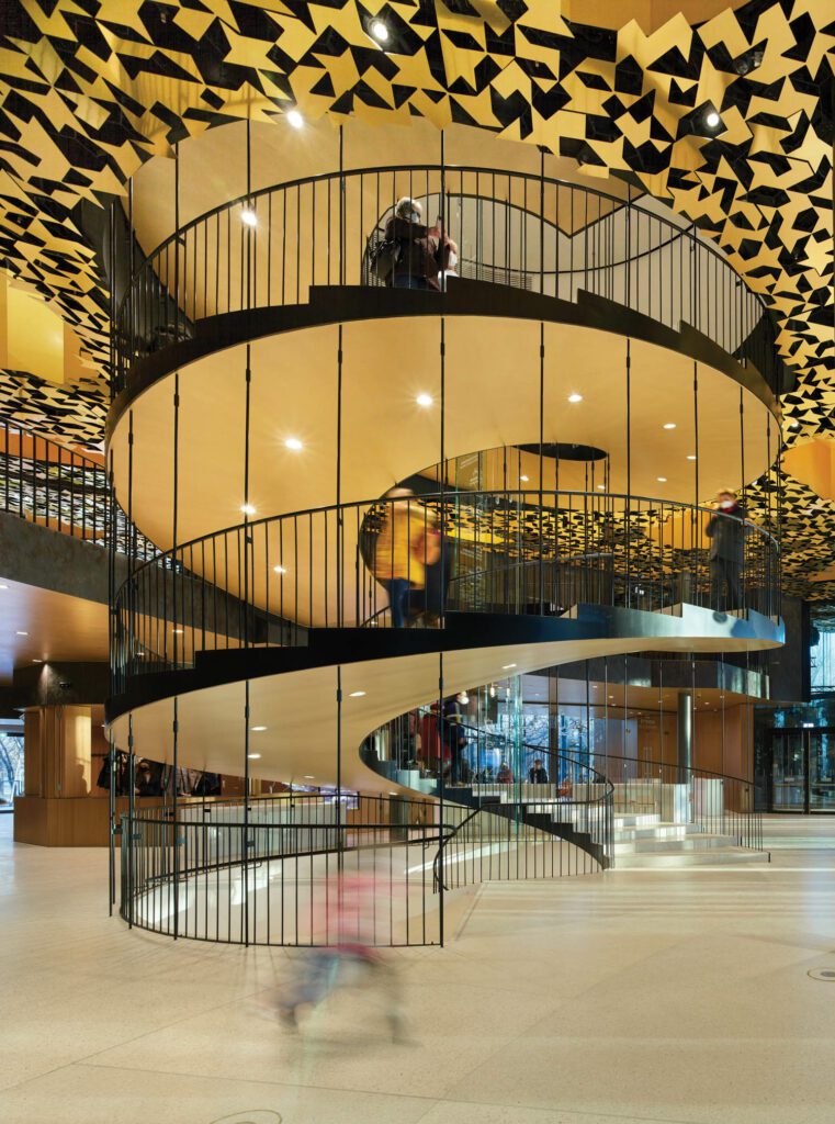 螺旋阶梯连接 大楼三级