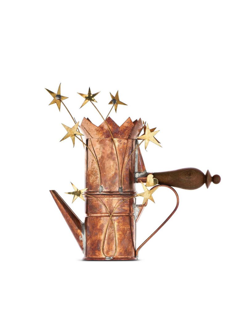 Ricardo Dalisi二百多功能原型Neapolitan咖啡制作器最终由Alesti于1987年制作3个原型主Biennale展览中, 包括2个与Neapolitan铁匠协作制作,照片由Riccardo Dalisi提供