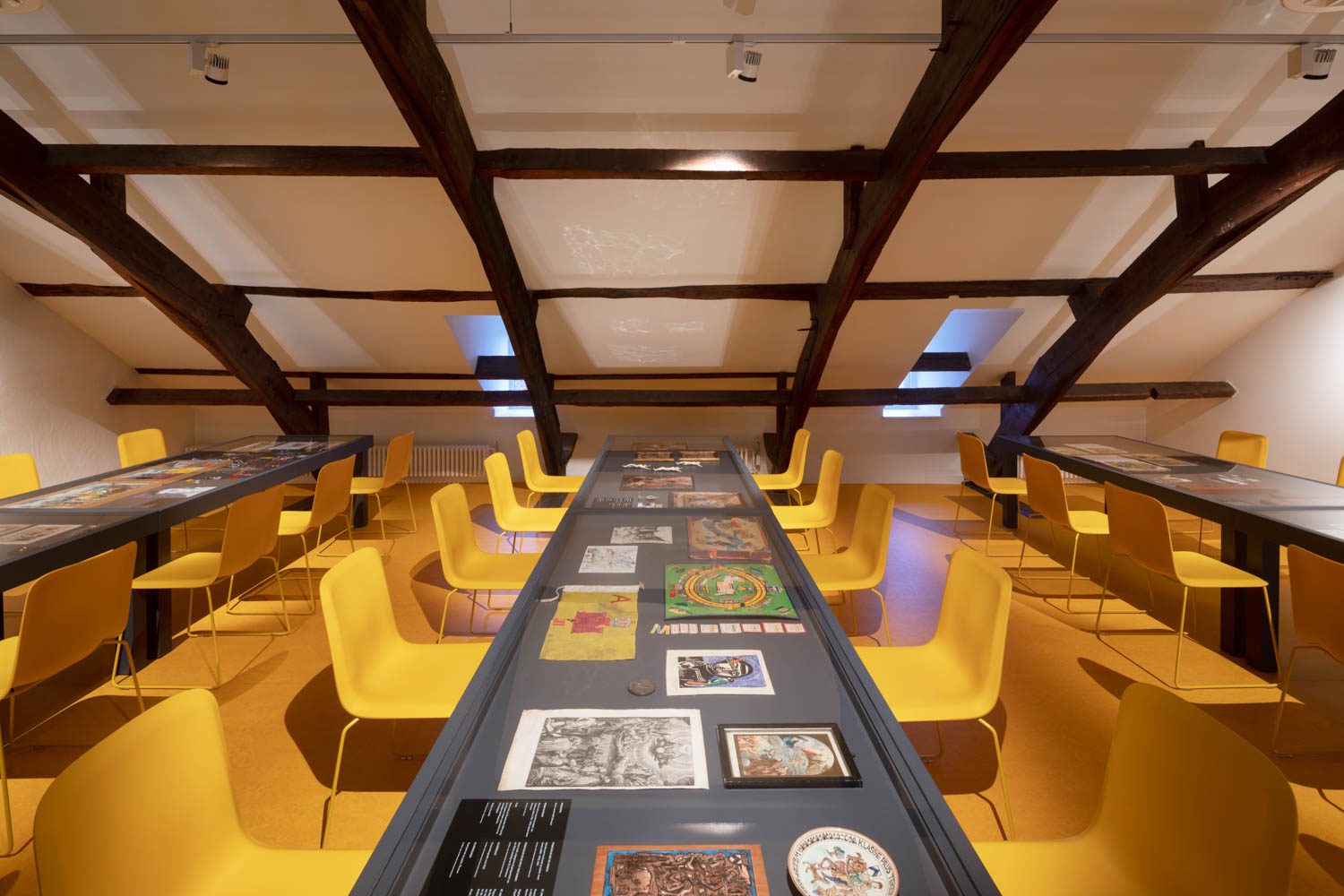 阁楼教育室 Richard Hutton为Lensvelt