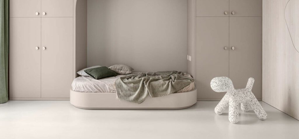 床旁有Natalie Dubrovska蓝大理堂