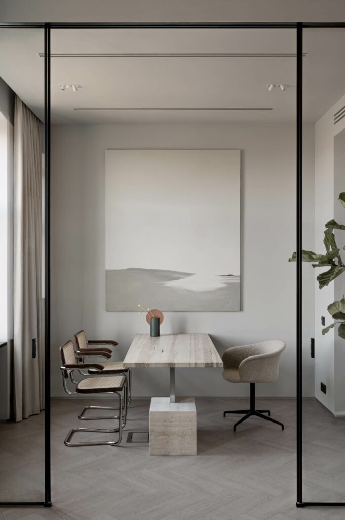 博格达诺瓦局会议室