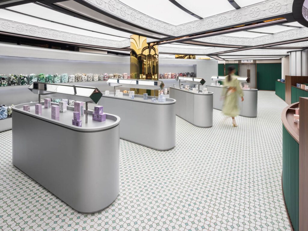 自定义胶囊形状基于上海老电车