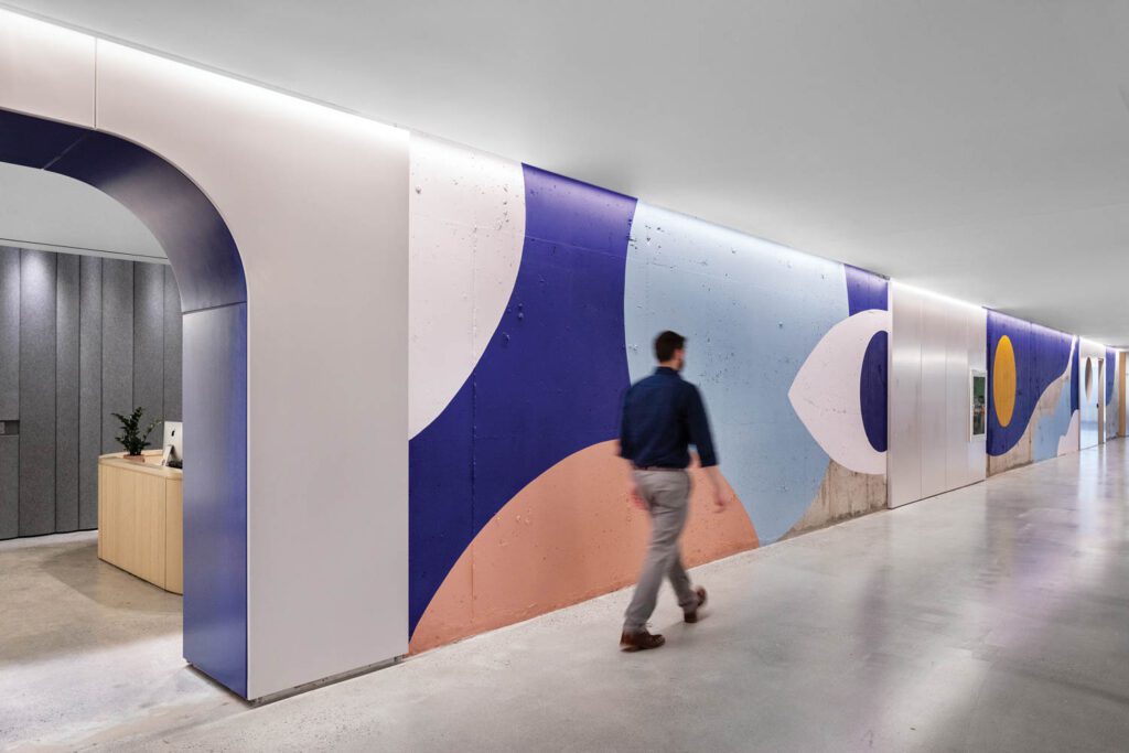 整层楼面擦混凝土Casper图形团队设计壁画