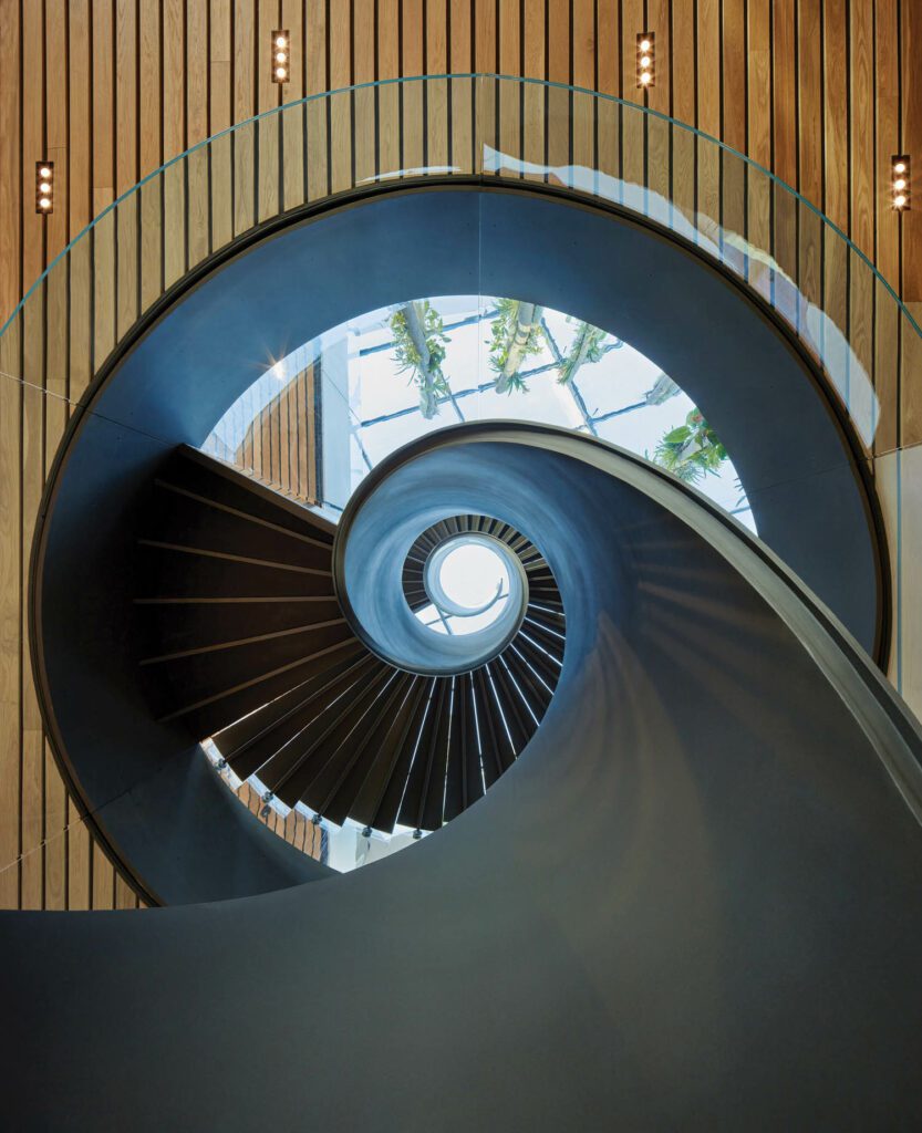 螺旋阶梯像幻影