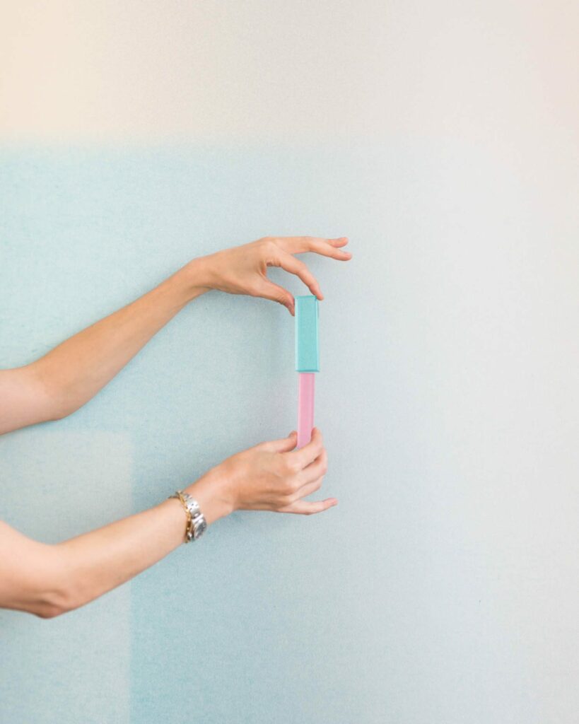 颜色匹配Glow由Calico墙纸