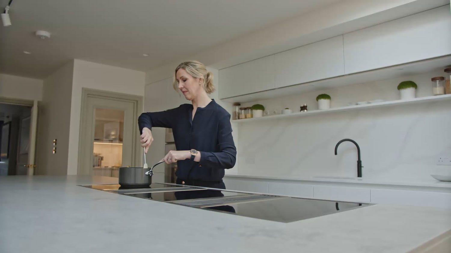 Clare Smyth大厨伦敦Gaggenau