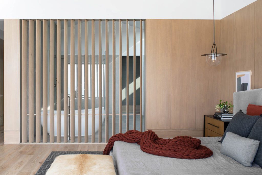 温暖林继续进主卧室