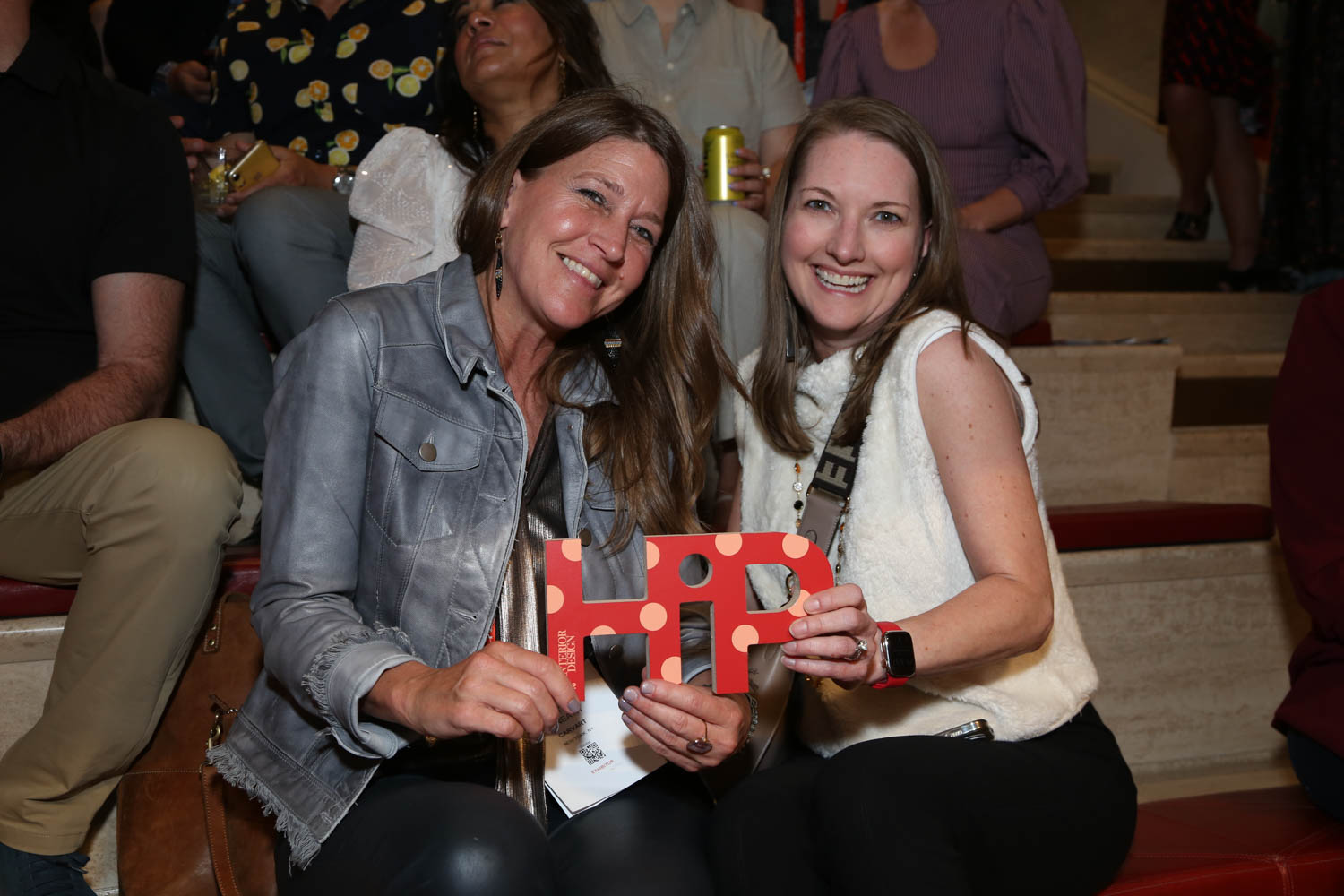 MartieleSineath和Wanda DunawayCARVART