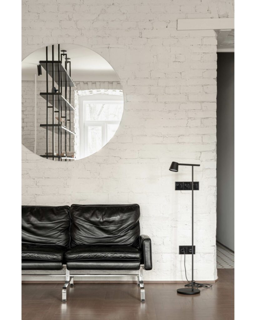 木头楼灯照旧沙发