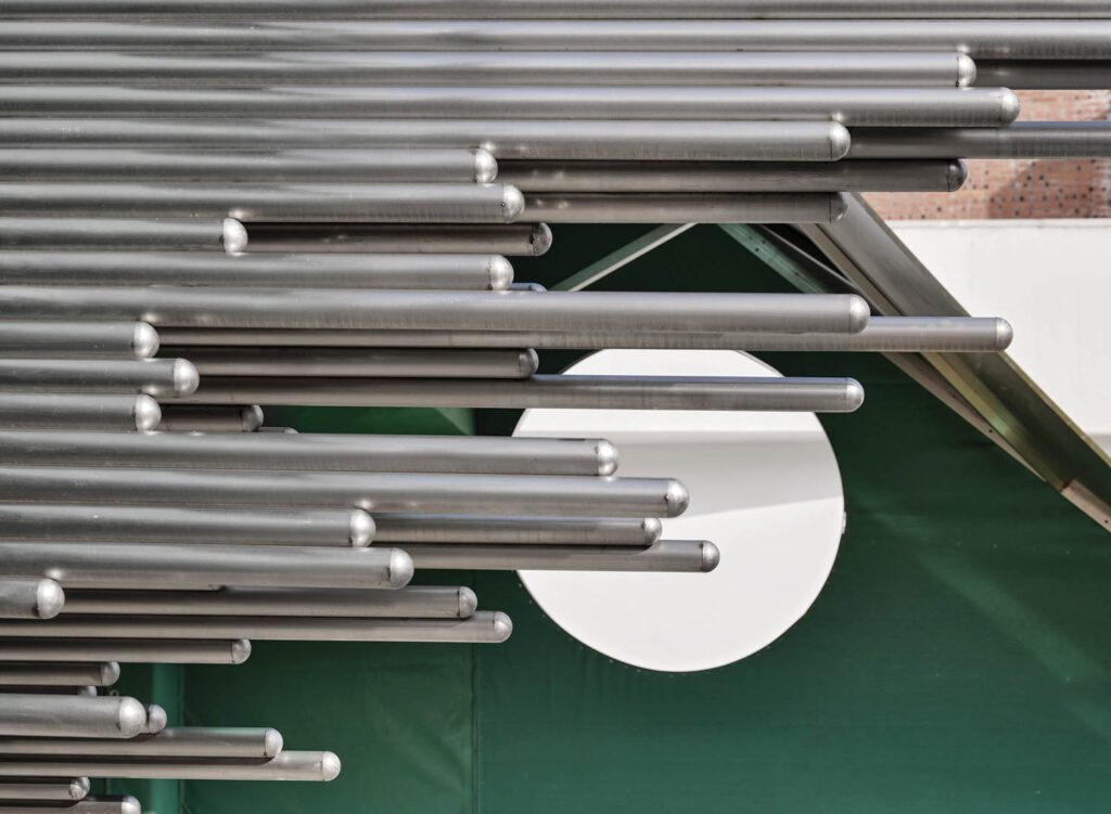 铁棒分叉到各种长度,相似嵌套状树枝