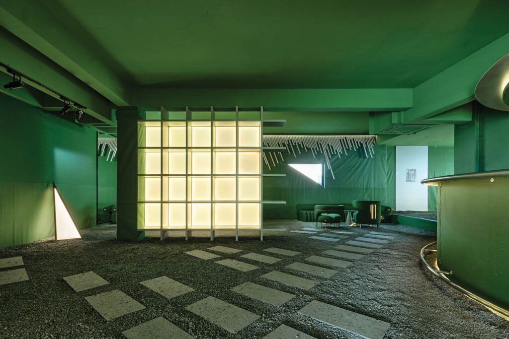 自定义高端屏幕分割主展览区