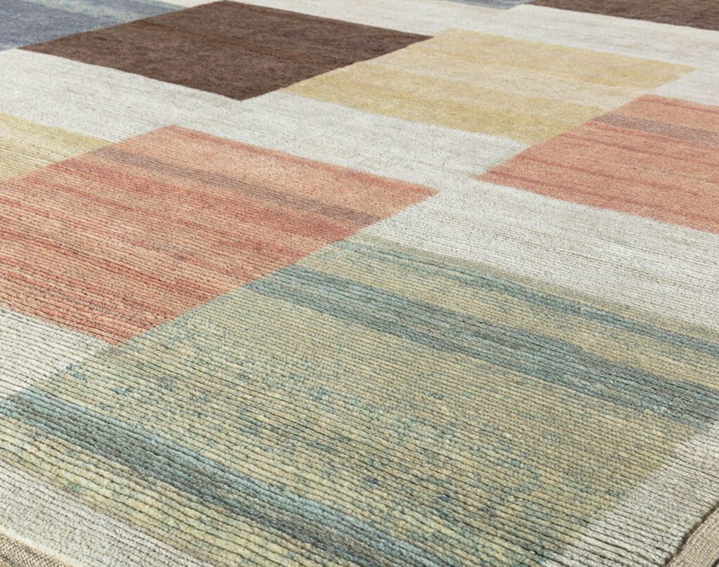 毛地毯绿绿红棕树