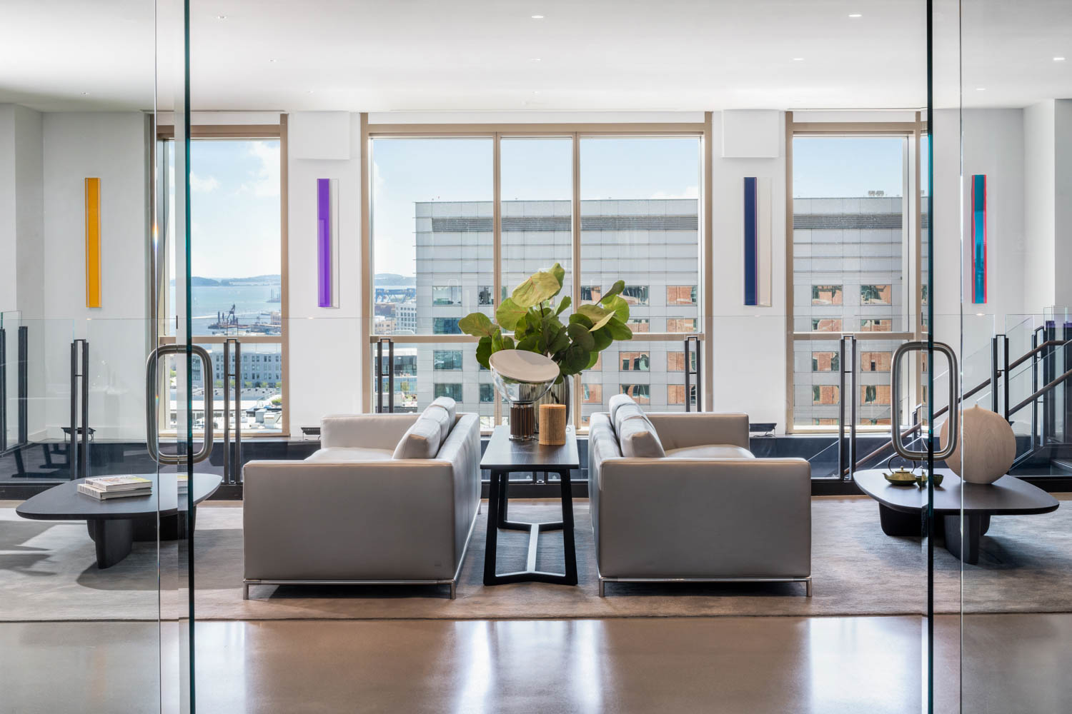 大厅入口中为访问者开通沙发