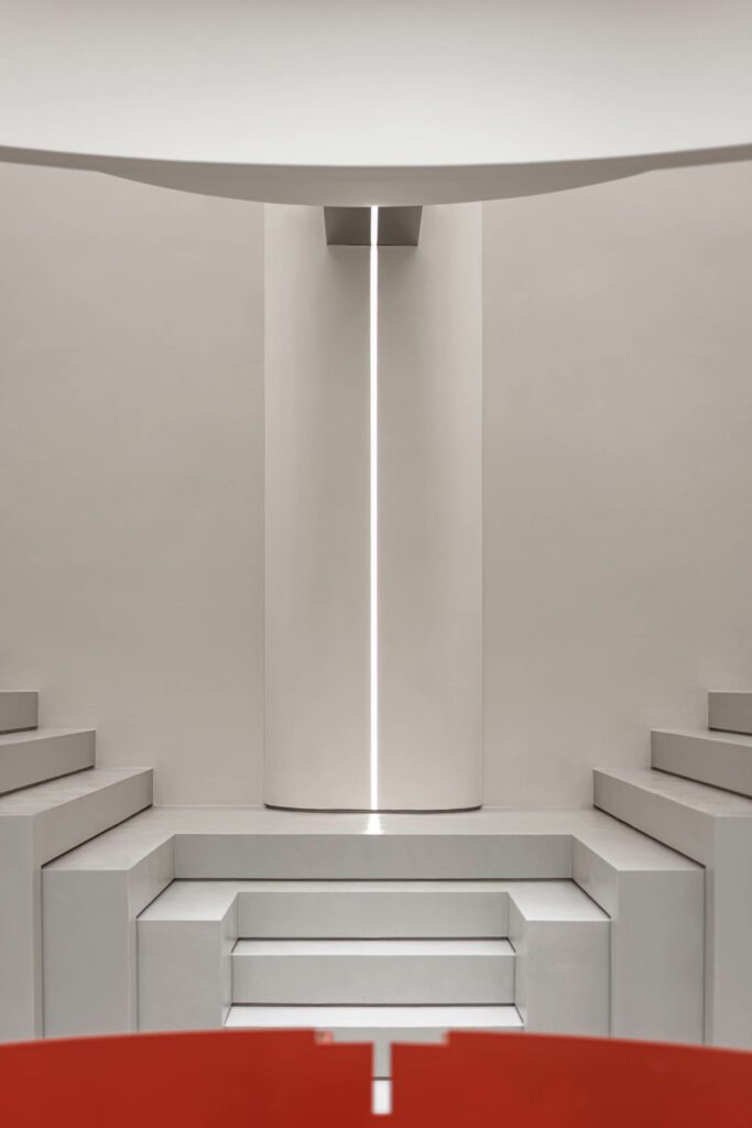 LED条线点亮楼梯