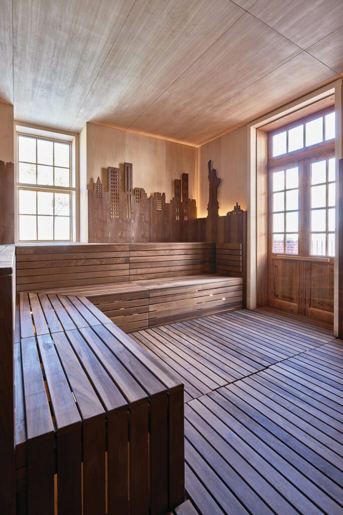 QCTerme和RobertDHenry架构师 曼哈顿天线木裁剪