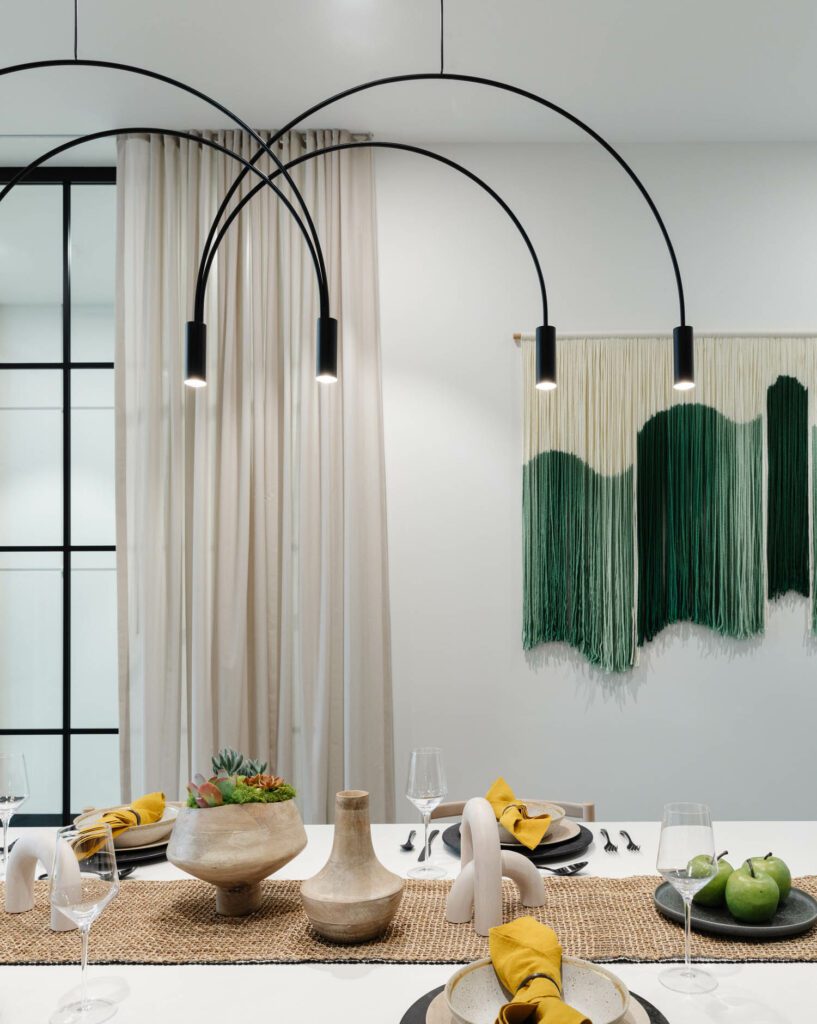 Volta用非对称弧入正餐室