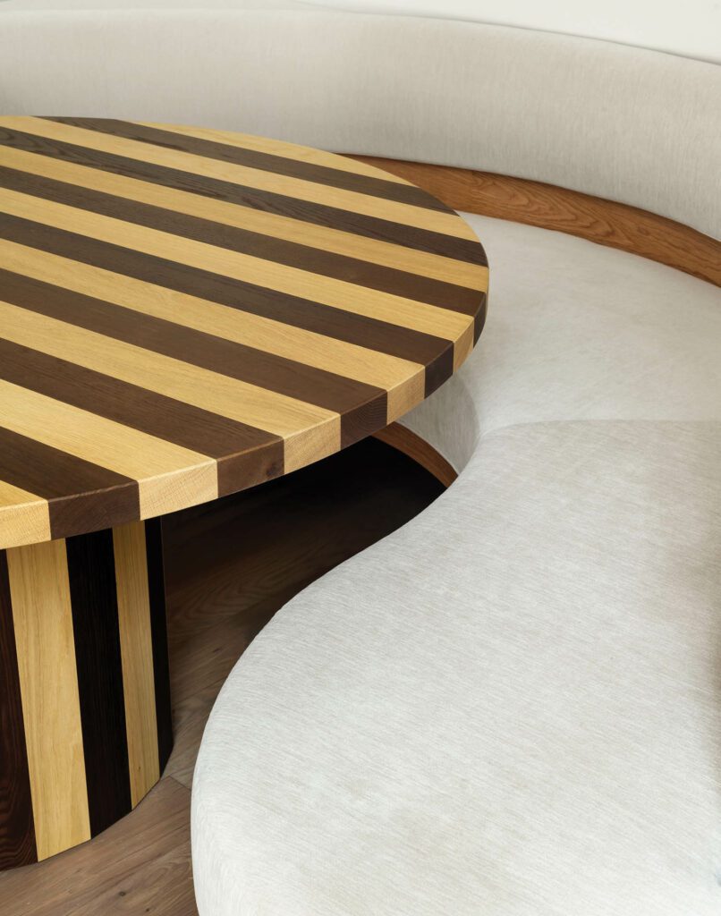 标准堡餐桌合并烟雾清除橡树