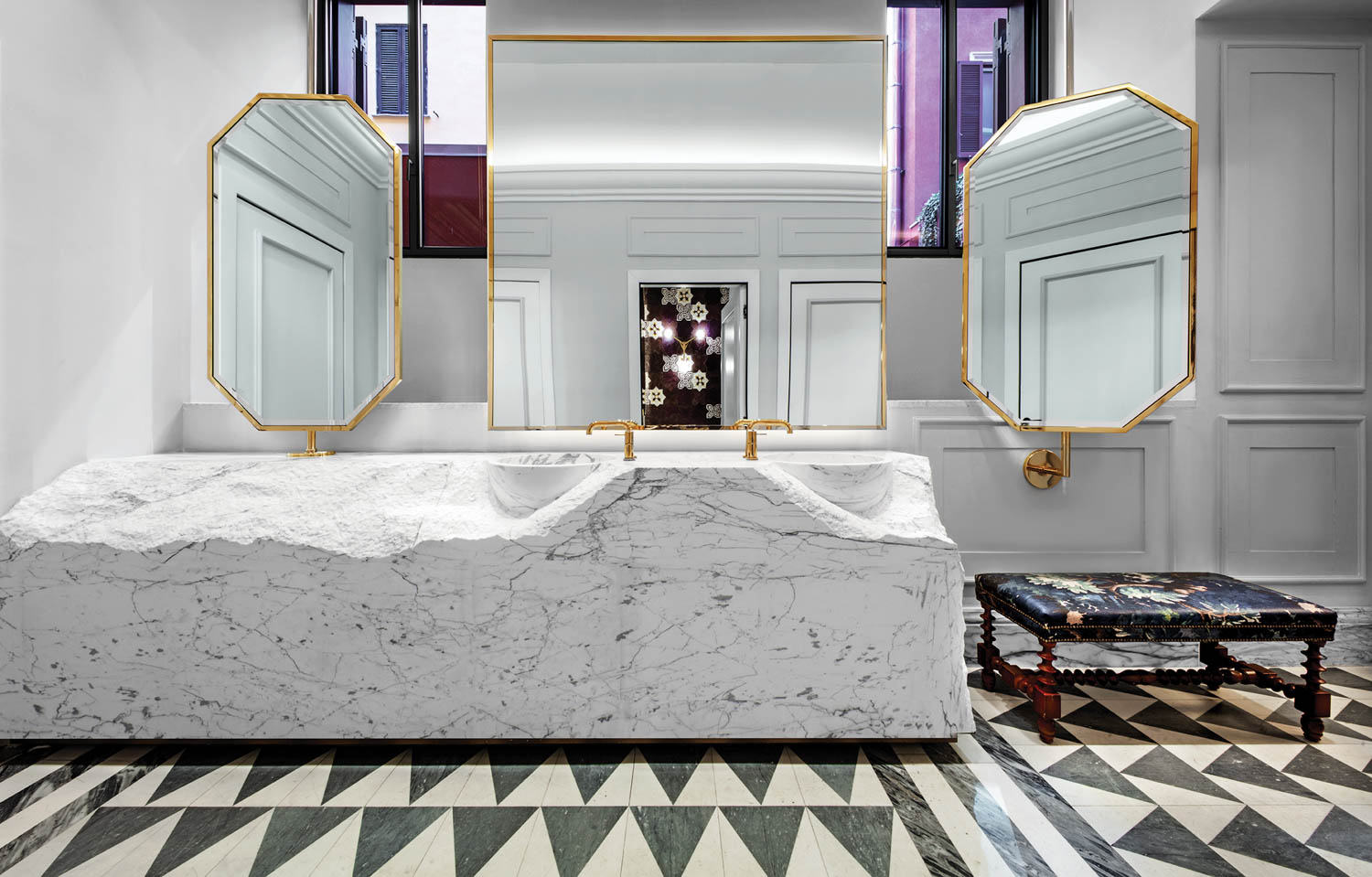 两种意大利大理石大理堂