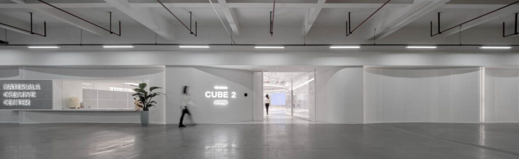 中心位于二楼Semer工业园二阶楼,名称CUBE2