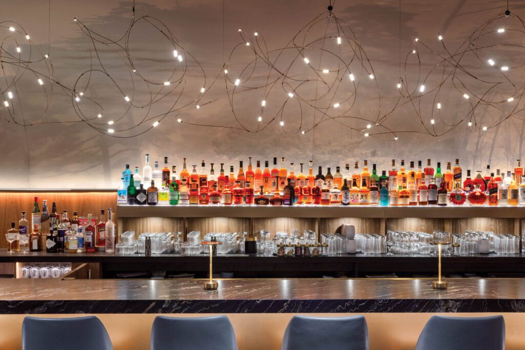 Studio toerchandliers挂在拉里文化布局前