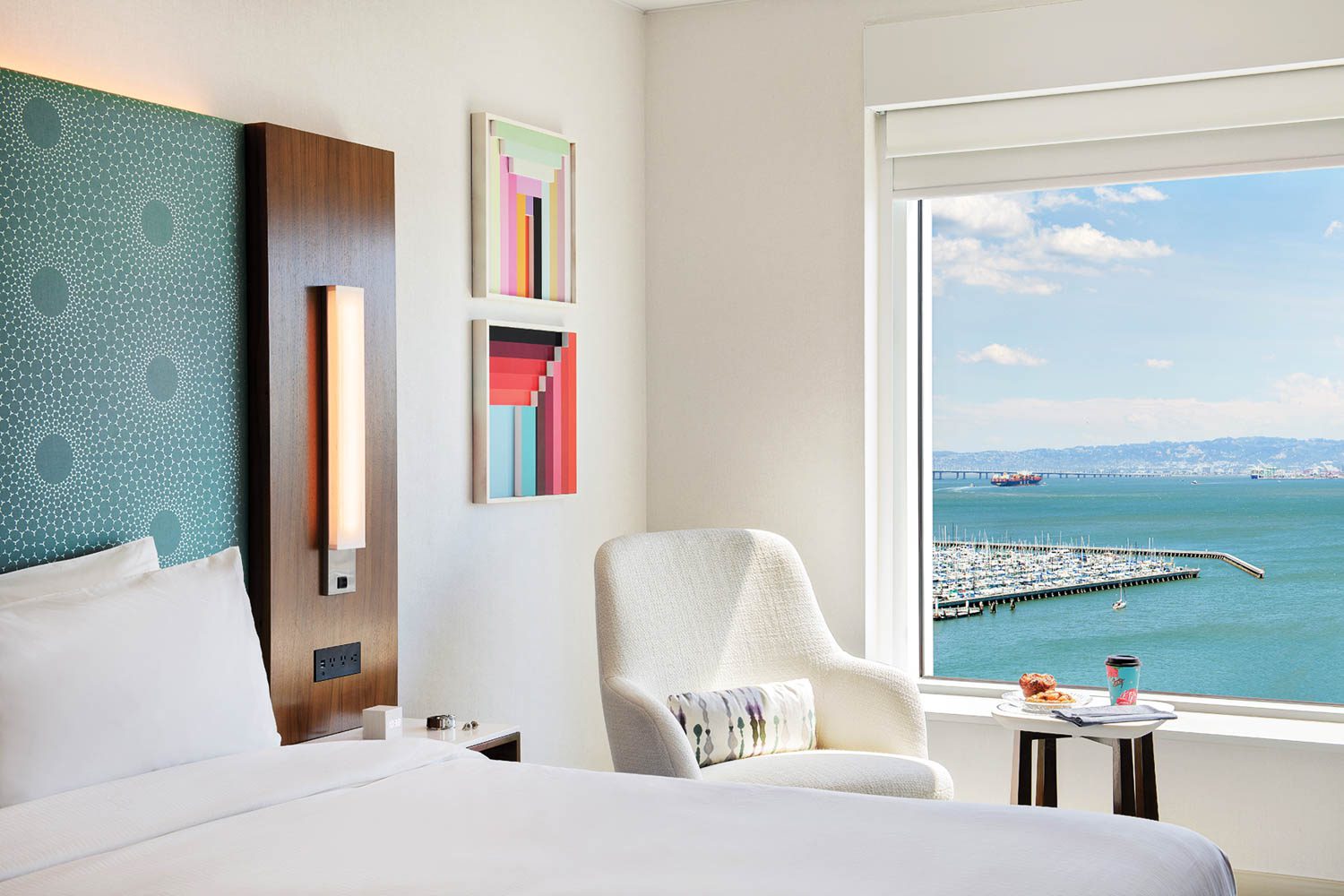 鲁马酒店客房俯冲水