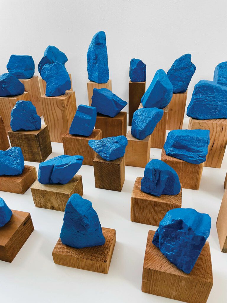 蓝画石块组成Matt Magee