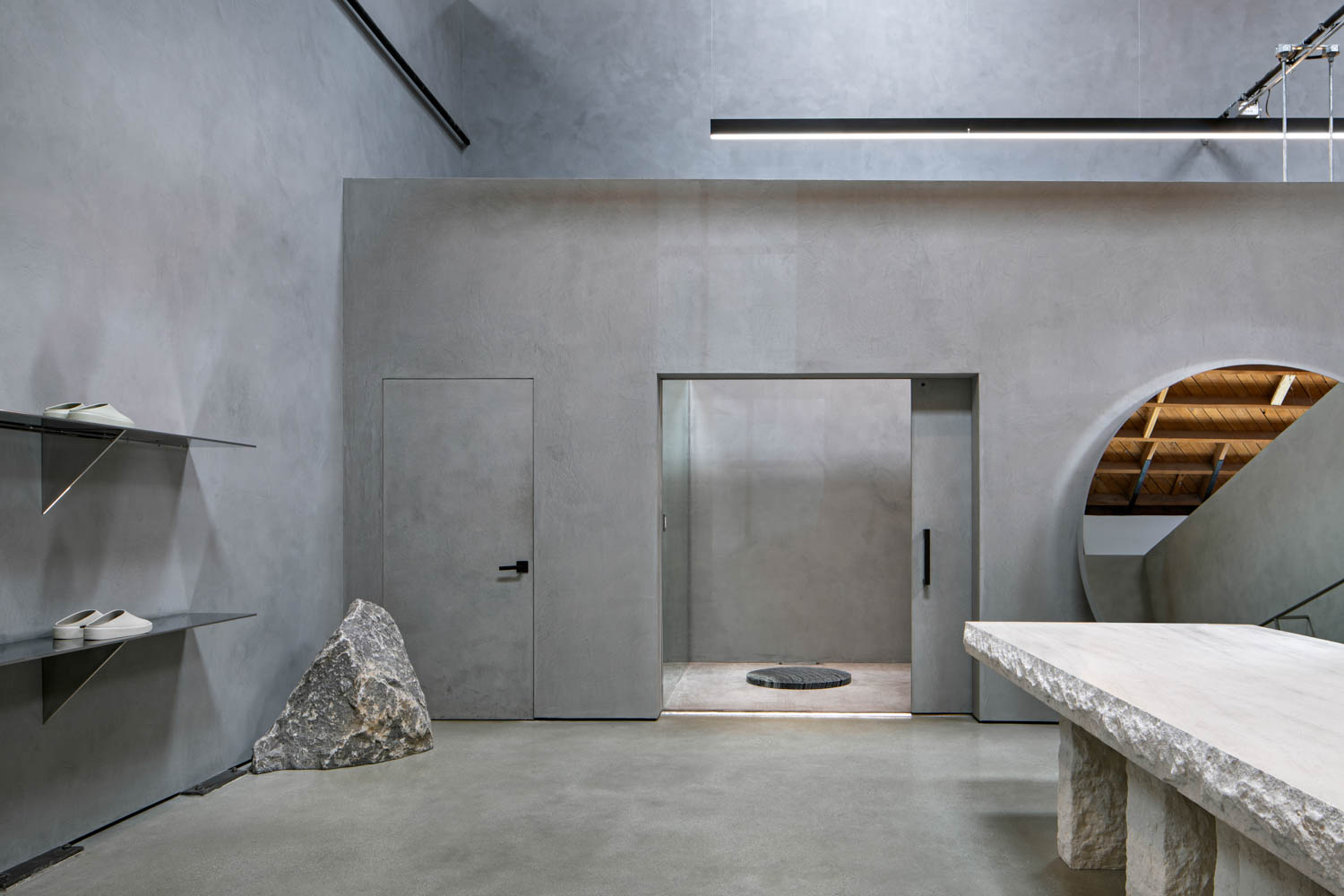 更衣室大理石站 恐惧神