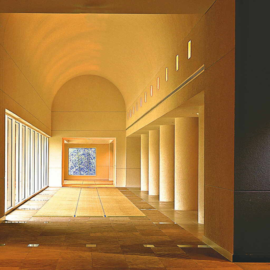 天花板长通道 宾馆