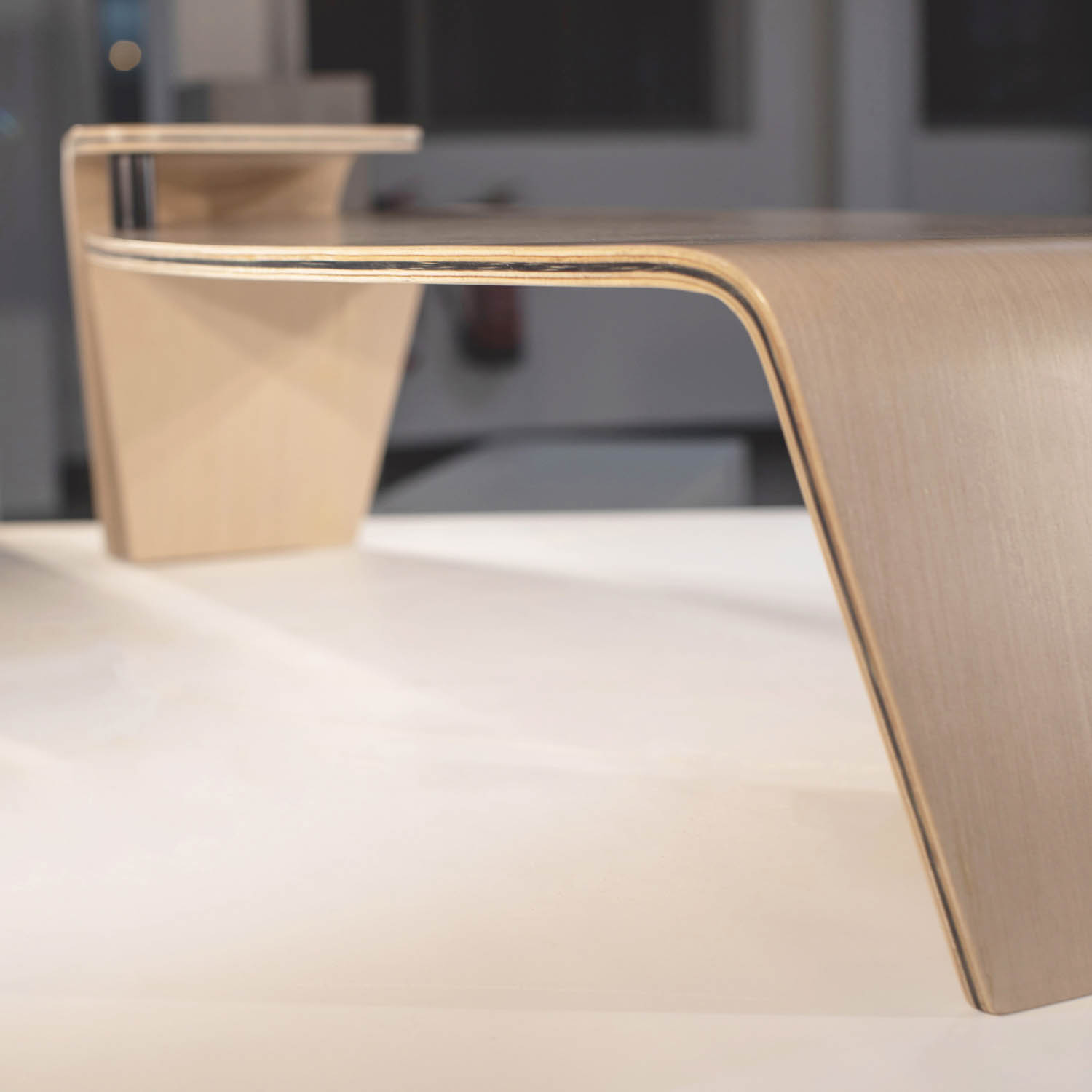 Rand Drei,Spatio表,美国沙迦大学