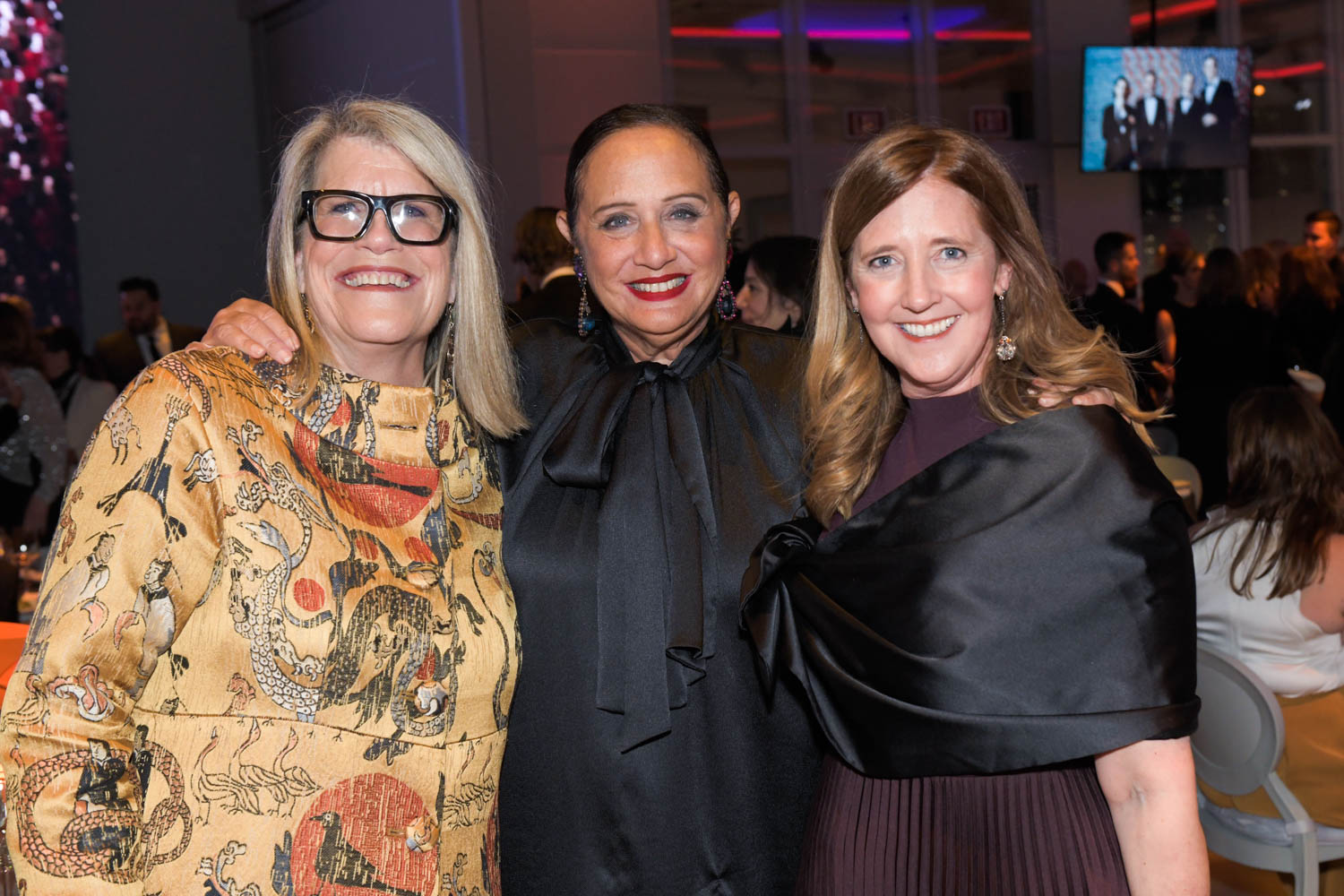 玛格丽特McMahon温伯里内务公司、Rebecca Moses和运动纹理和墙覆盖JenniferNye