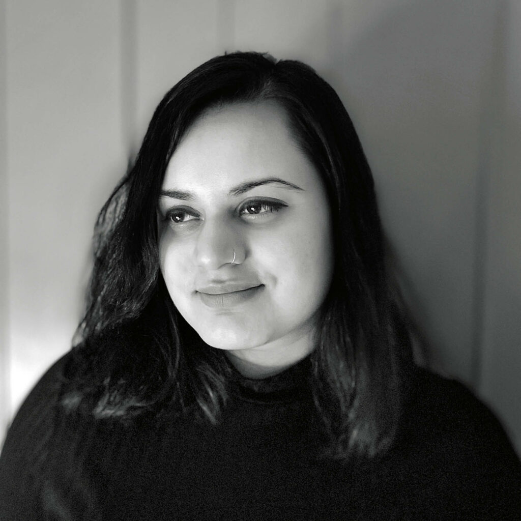 黑白NimishaSharma头像