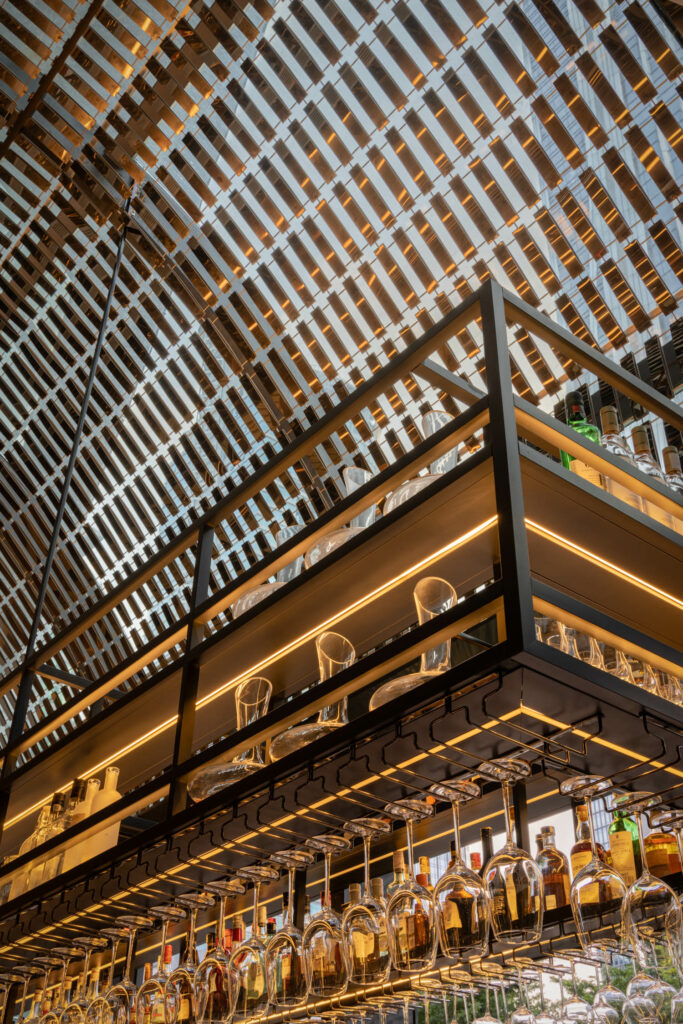 反射不锈钢网格模式线