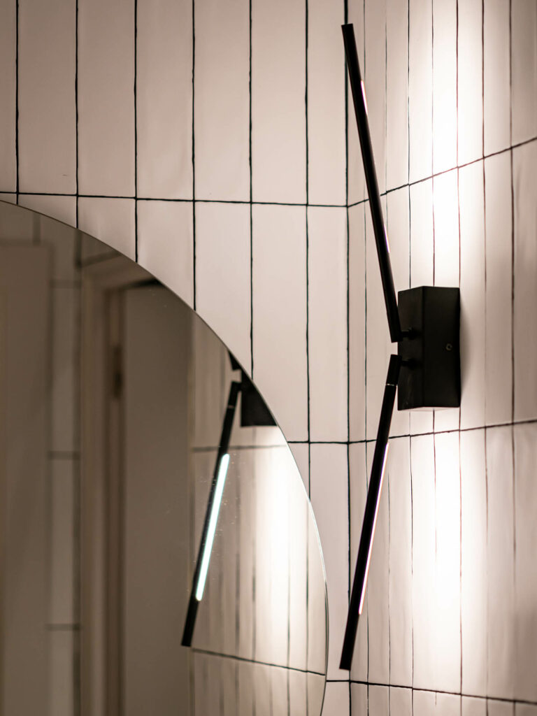 圆镜边缘见现代薄光固定