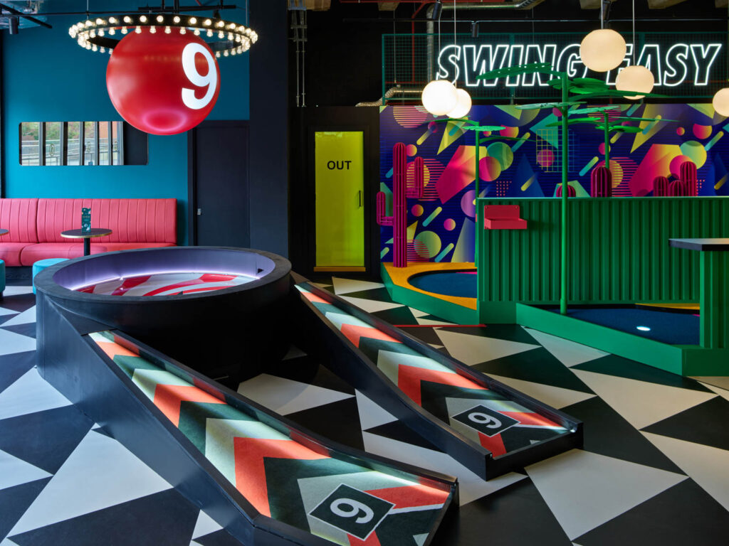 九号球挂在玩家Roulette旋翼上方,玩家必须拍入以取胜