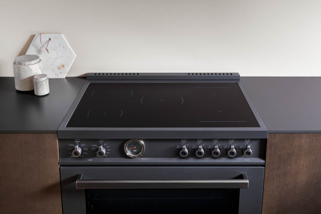 高端carbio完成Bertrazzoni炉