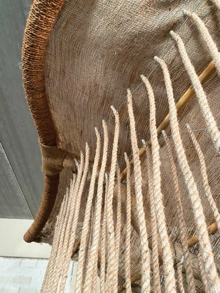 成片黄麻网格挂起