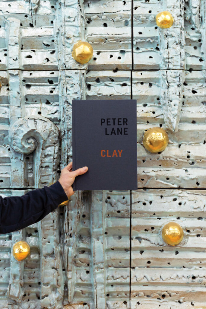 手举书Peter Lane:Clay反角