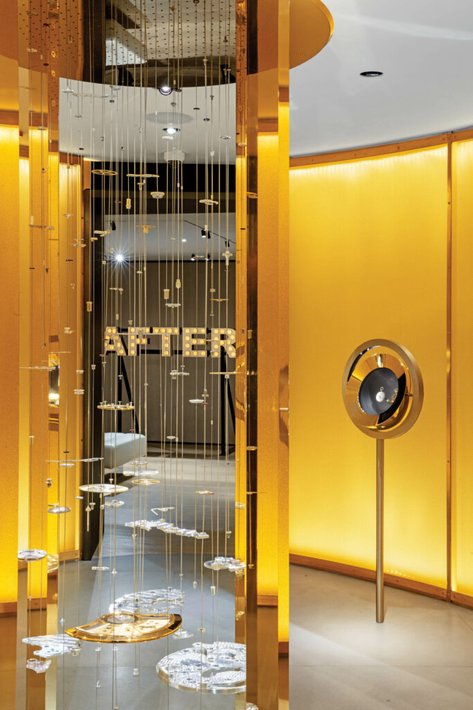 美联社前后雕像部分透视邻接室