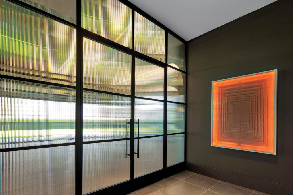 丹佛办公楼墙上灯盒