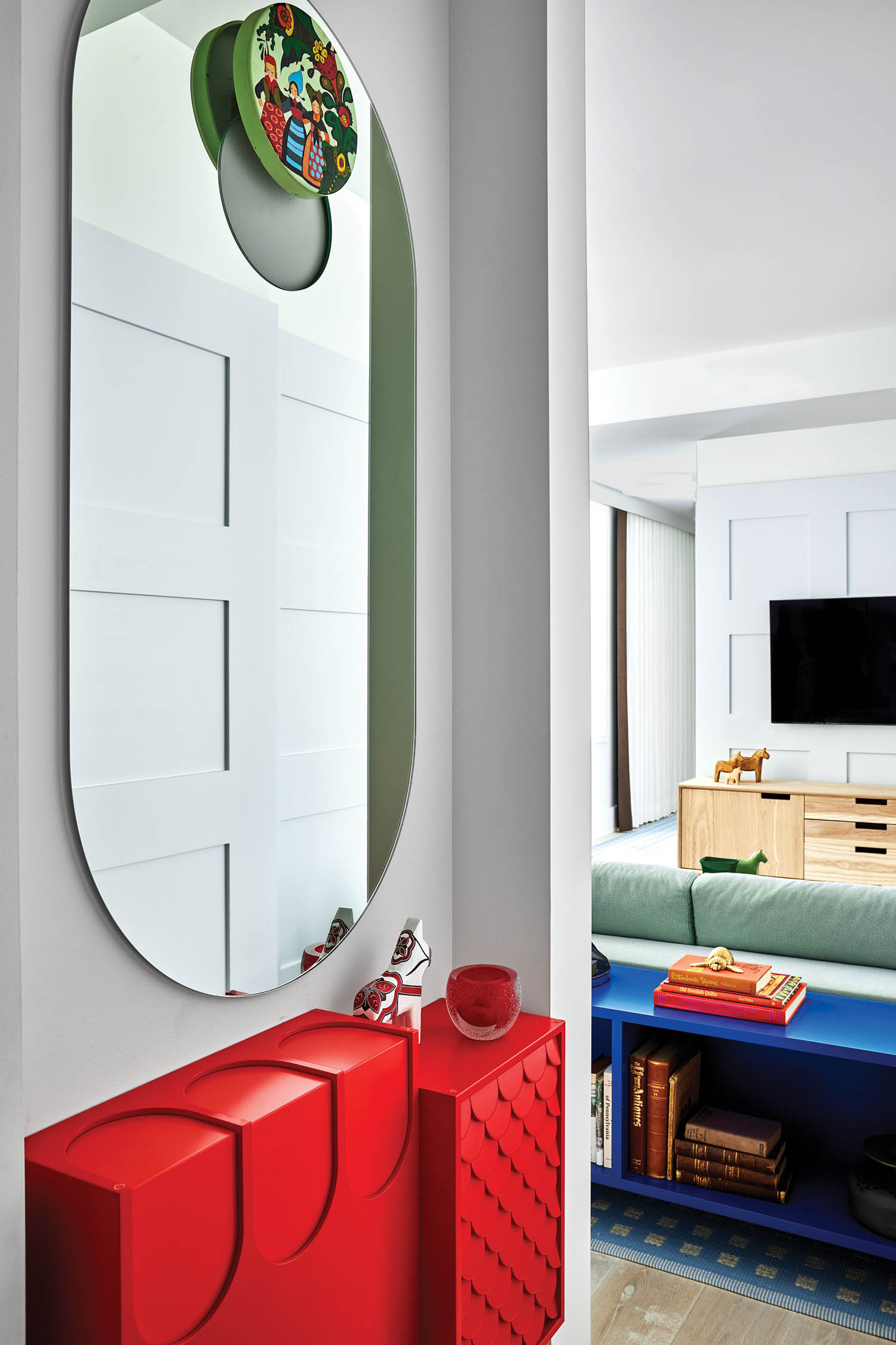 宾馆/酒吧客房入口加红色覆盖扇贝控制台